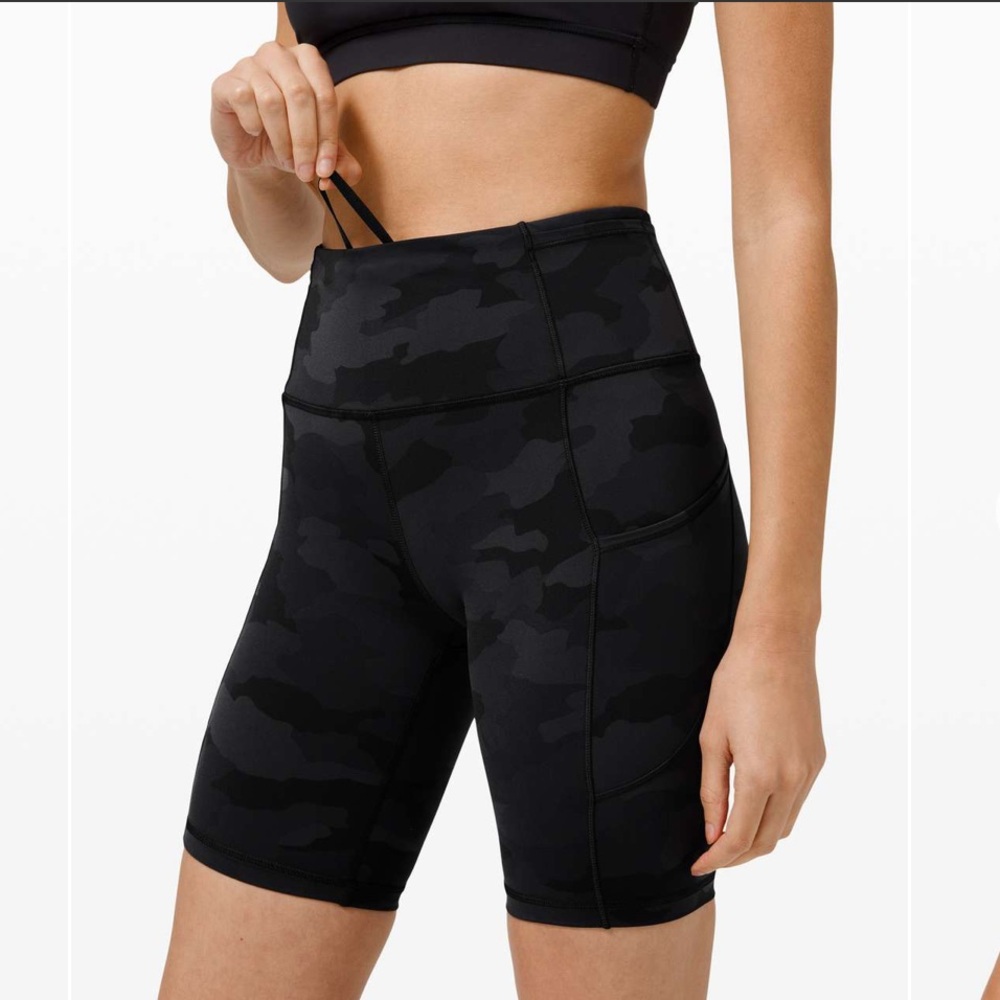 Lululemon Fast And Free Short 8" Non-Reflective Camo Size 6